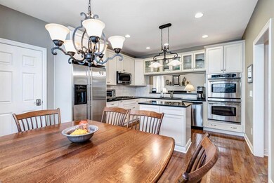 Gourmet kitchen