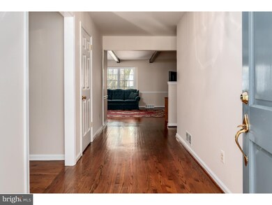 547 Sentinel Rd, Moorestown, NJ 08057 - photo 3