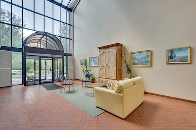 100 Rosemary Way unit 304, Needham, MA 02494 - photo 4