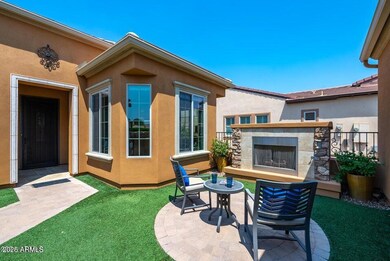 1764 E Harmony courtyard photo