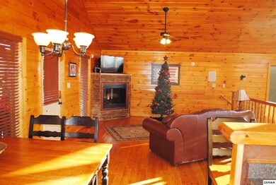 934 Mcmakin Way, Pigeon Forge, TN 37863 - photo 6