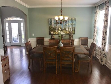 Large, separate formal dining room.