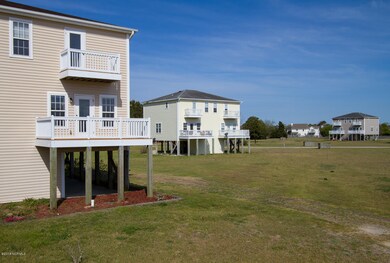 270 Twin Oaks Dr Hampstead NC-large-004-