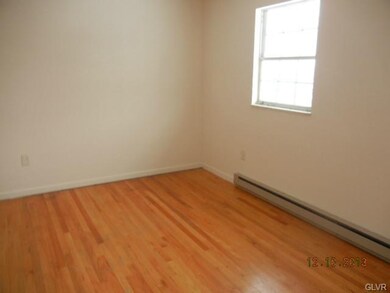 3117 Vermont St, Easton, PA 18045 - photo 5