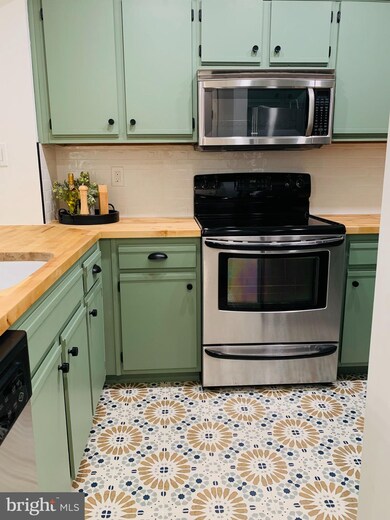 18134 Windsor Hill Dr, Olney, MD 20832 - photo 5