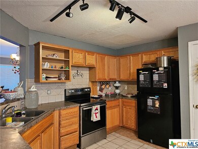 2403 Jake Dr, Copperas Cove, TX 76522 - photo 5