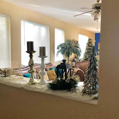 3018 Laurel Ridge Cir, Riviera Beach, FL 33404 - photo 4