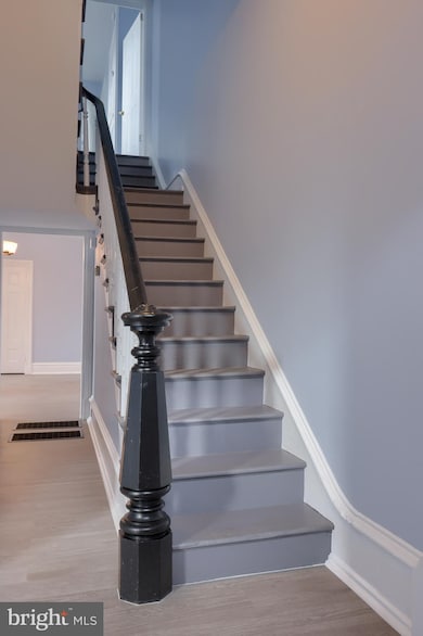 122 N 3rd St, Columbia, PA 17512 - photo 4