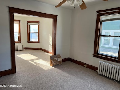 1 Woodbine Ave unit 2, Watervliet, NY 12189 - photo 4