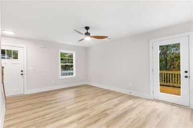 6035 Lakeside Ct, Gainesville, GA 30506 - photo 5