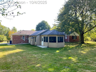 6040 Old Orchard Dr, Bloomfield Hills, MI 48301 - photo 7