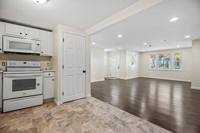 54 Adams Ave, Seabrook, NH 03874 - photo 4