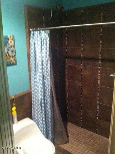 46th av bath 2.jpg