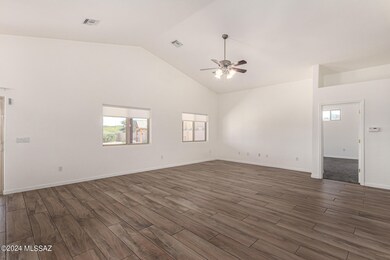 13753 S Bee Bonnet Ct, Vail, AZ 85641 - photo 6