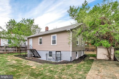 4253 Clay St NE, Washington, DC 20019 - photo 6