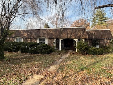 599 Arblay Place, Ballwin, MO 63011 - photo 2