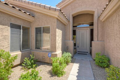 7221 E Wi-002-10-Entryway-MLS_Size