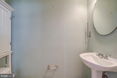 13101 Rosebay Dr, Germantown, MD 20874 - photo 4