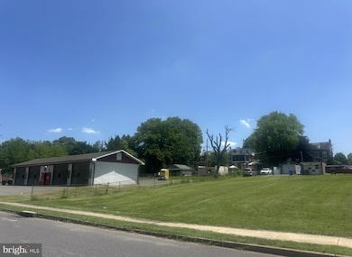 792 Spruce St, Pottstown, PA 19464 - photo 2