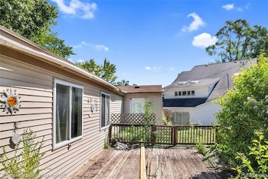 9439 Garforth St, White Lake, MI 48386 - photo 6