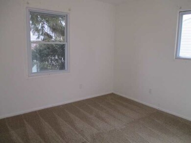 2112 Hermon Ave, Zion, IL 60099 - photo 4