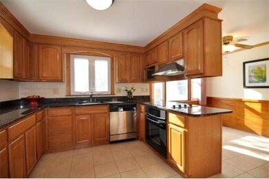 17 Skyview Rd, Lexington, MA 02420 - photo 5