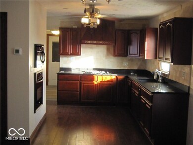 4423 Bridgefield Dr W, Indianapolis, IN 46231 - photo 5