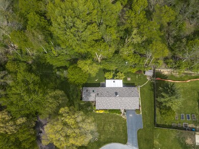 4855 Sharon Hill Dr, Columbus, OH 43235 - photo 2