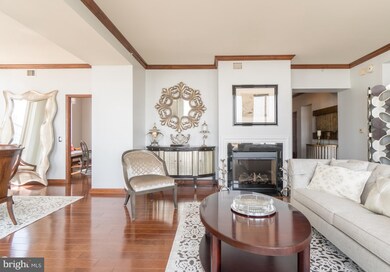 717 President St, Baltimore, MD 21202 - photo 5