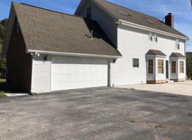 B823DF84-D715-420F-A779-491861D923F3<|><