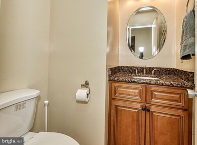 3058 Hickory Grove Ct, Fairfax, VA 22031 - photo 6