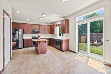 1501 Riddell Ave NE, Orting, WA 98360 - photo 7