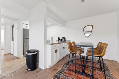 2739 E Tamarisk Ave unit 3, Phoenix, AZ 85040 - photo 3