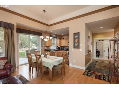 11043 Desert Sky Loop, Redmond, OR 97756 - photo 6