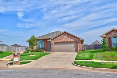 18220 Sandhurst Ct, Edmond, OK 73012 - photo 3