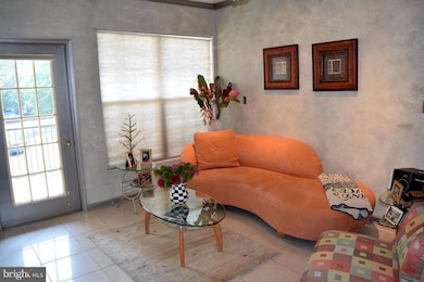 46590 Drysdale Terrace unit 200, Sterling, VA 20165 - photo 4