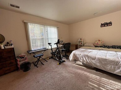 6132 Cedar Ct, Monmouth Junction, NJ 08852 - photo 3