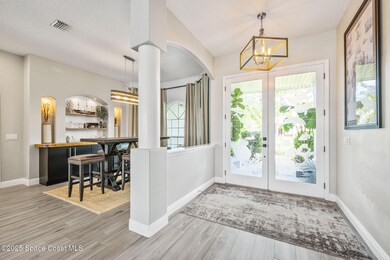 foyer-dining room