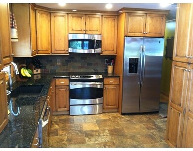 189 No St W, Agawam, MA 01030 - photo 4