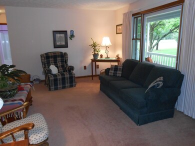 6583 Hitler Road 2, Circleville, OH 43113 - photo 3