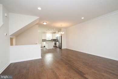 1041 Chapman Cir, Hatfield, PA 19440 - photo 4