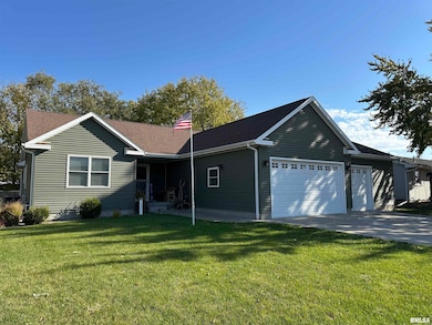 1460 Lawrence Ave, Camanche, IA 52730 - photo 2