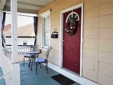 506 W Broad St, Quakertown, PA 18951 - photo 2