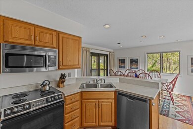 549 Stonybrook Rd unit 39, Stowe, VT 05672 - photo 7