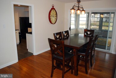 4919 Rockingham Ln, Bowie, MD 20715 - photo 4