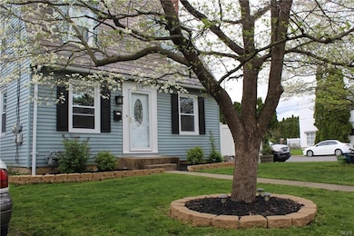 335 E Fairview St, Bethlehem, PA 18018 - photo 2