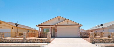 14272 Desert Fire Ct, Horizon City, TX 79928 - photo 2