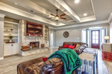 101 Marian Dr, Weatherford, TX 76085 - photo 6