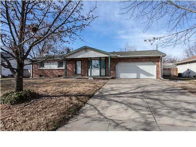 Oversized Attached 2-Car Garage