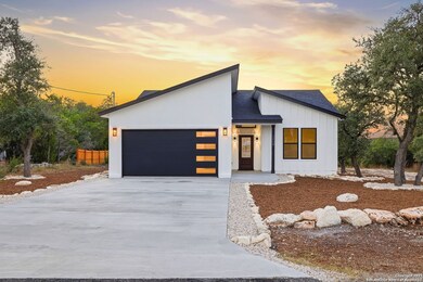 1210 Fernwood Rd, Canyon Lake, TX 78623 - photo 4